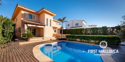 Real Estates picture 1 Ref. 78019