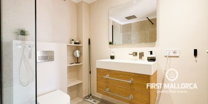 Real Estates picture 10 Ref. 81720