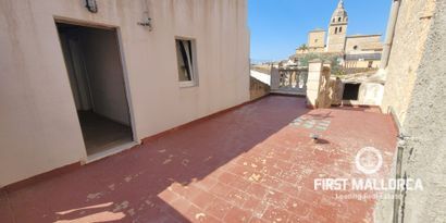 Real Estates picture 6 Ref. R27948