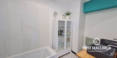 Inmobiliaria picture 12 Ref. Nº. R27975