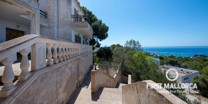 Real Estates picture 2 Ref. 81935