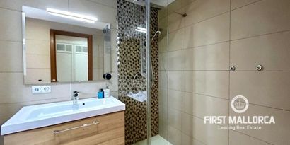Real Estates picture 16 Ref. R27982
