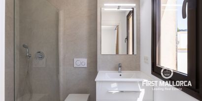 Real Estates picture 22 Ref. 81970