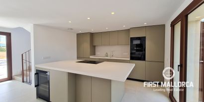 Real Estates picture 4 Ref. Nr. R24649