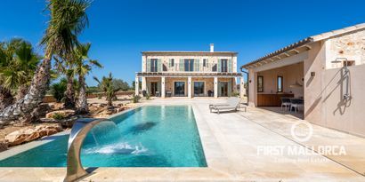 Inmobiliaria picture 0 Ref. Nº. 74040