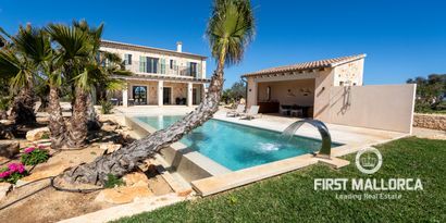 Inmobiliaria picture 2 Ref. Nº. 74040