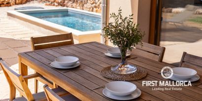 Real Estates picture 3 Ref. R28099