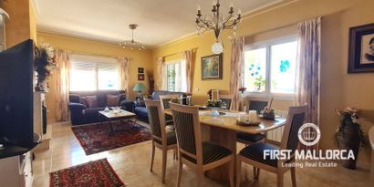 Real Estates picture 7 Ref. 82116