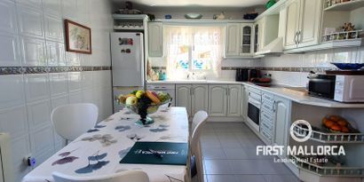 Real Estates picture 9 Ref. 82116