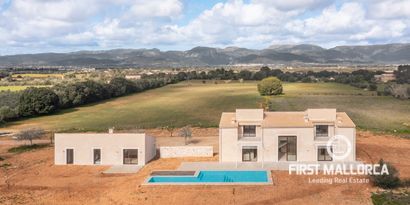 Real Estates picture 2 Ref. 81969