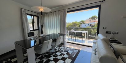 Real Estates picture 0 Ref. R28104