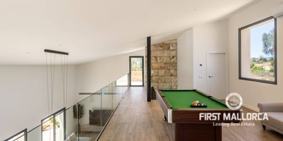 Real Estates picture 17 Ref. 82100