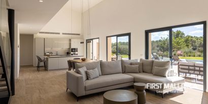 Real Estates picture 5 Ref. 82100