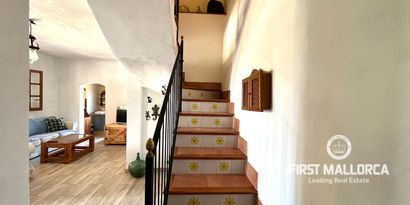 Real Estates picture 3 Ref. R28135