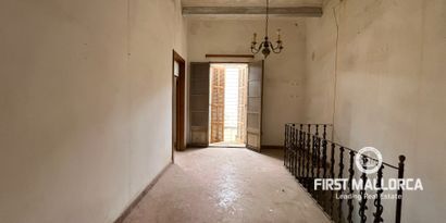 Real Estates picture 12 Ref. 82166