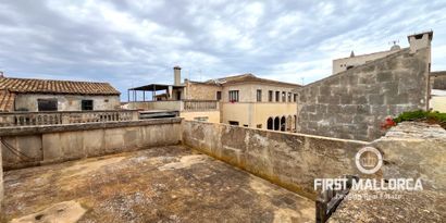 Real Estates picture 1 Ref. 82166