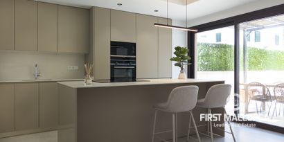 Real Estates picture 9 Ref. 81970