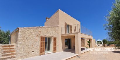 Real Estates picture 1 Ref. R28128