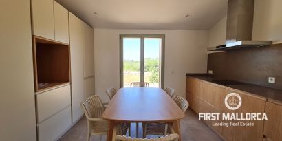 Real Estates picture 6 Ref. R28128