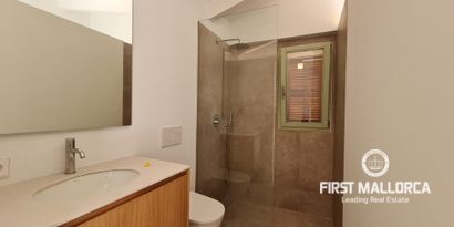 Real Estates picture 13 Ref. R28128