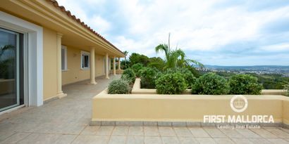 Inmobiliaria picture 25 Ref. Nº. 81908