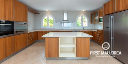 Inmobiliaria picture 17 Ref. Nº. 81908