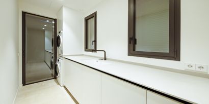 Real Estates picture 24 Ref. R27825