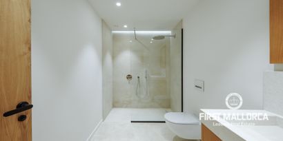 Real Estates picture 21 Ref. R27825