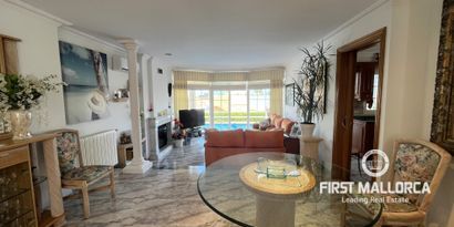 Real Estates picture 2 Ref. 82188