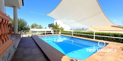 Real Estates picture 0 Ref. 82188