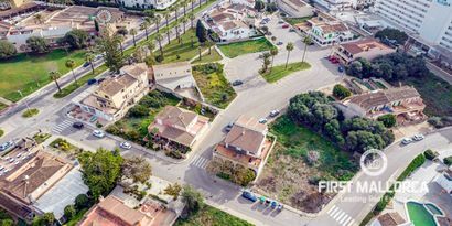 Real Estates picture 2 Ref. 80678