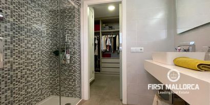 Inmobiliaria picture 11 Ref. Nº. 82171