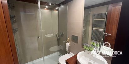 Real Estates picture 8 Ref. R28211