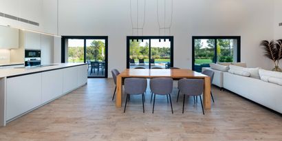 Real Estates picture 12 Ref. 82100