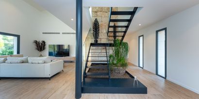 Real Estates picture 16 Ref. 82100