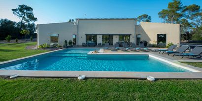 Real Estates picture 40 Ref. 82100