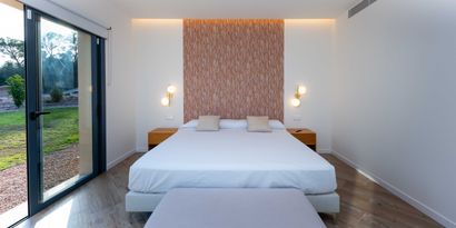 Real Estates picture 21 Ref. 82100