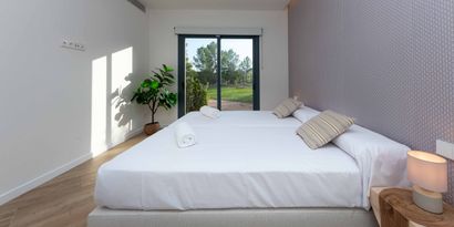 Real Estates picture 26 Ref. 82100