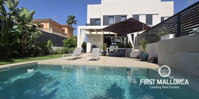 Real Estates picture 0 Ref. 82223