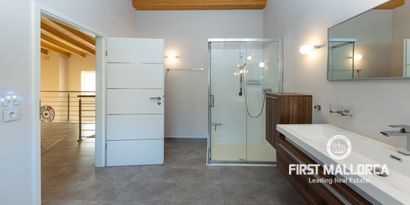 Real Estates picture 24 Ref. 81996