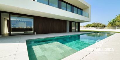 Inmobiliaria picture 0 Ref. Nº. 79393