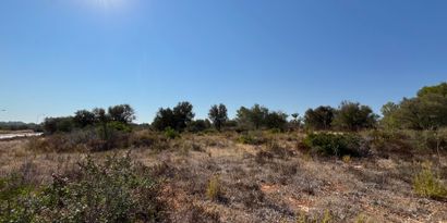 Real Estates picture 3 Ref. 82248