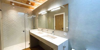 Real Estates picture 17 Ref. R28257