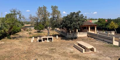 Real Estates picture 17 Ref. R28250