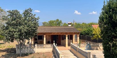 Real Estates picture 0 Ref. R28250