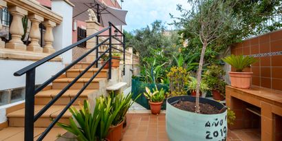 Real Estates picture 8 Ref. 82202