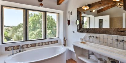 Real Estates picture 6 Ref. R27282