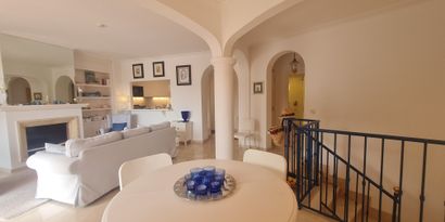 Real Estates picture 5 Ref. 82267