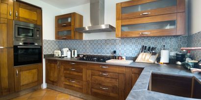 Real Estates picture 4 Ref. 68723