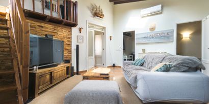 Real Estates picture 5 Ref. 68723